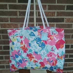 Sun and Sky Large Floral Tote NWT
